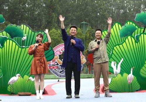 最新偷鱼爆料新闻视频,视频揭露惊人内幕，揭秘黑幕背后真相