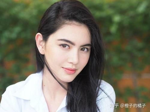 泰国cp最新爆料女明星,女明星恋情疑云再起，真相究竟如何？