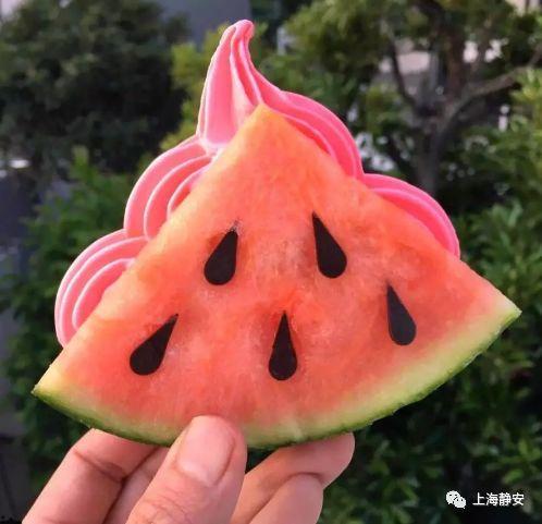 拉萨网红吃瓜,揭秘当地美食背后的故事