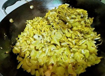 湖南酸菜爆料者是谁啊视频,真相背后引关注