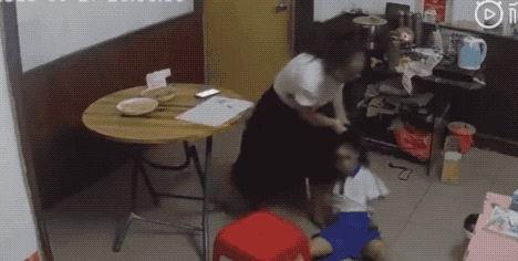 母亲爆料女孩视频大全,女孩视频大全背后的惊人真相