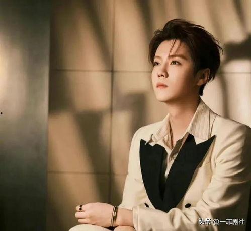 圈内大爆料明星有哪些人,明星们的传奇人生与幕后故事