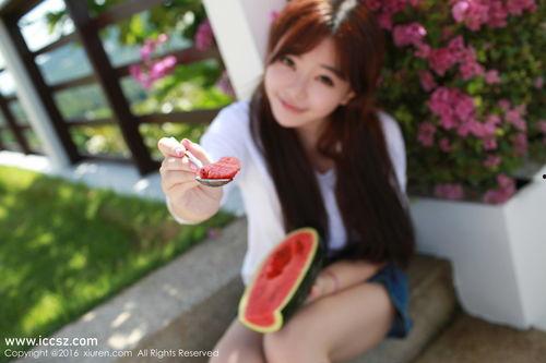 迷人的保姆3在线观看,浪漫邂逅，温馨守护