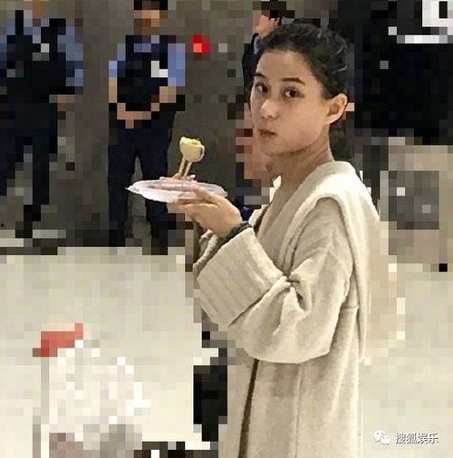 何超莲闺蜜爆料窦骁视频,闺蜜曝光甜蜜瞬间